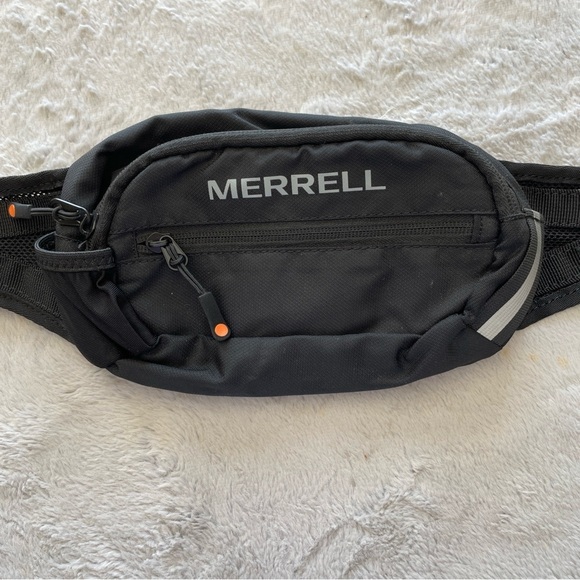 Merrell Other - Merrell Black Waist Bag adjustable